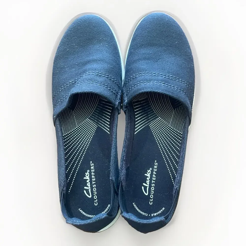Womens Clarks Navy Blue Breeze Cloud Steppers Slip on Flats Sneakers US 9.5M